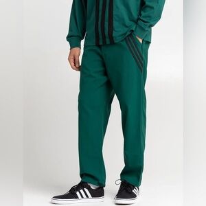 Adidas Workshop Pants in Collegiate Green/Black Size 3XS